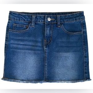 SHEIN girl’s jean skirt, Size 11-12 Years old ,but Size runs small.